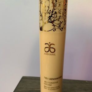 Arbonne RE9 restorative cream SPF 20